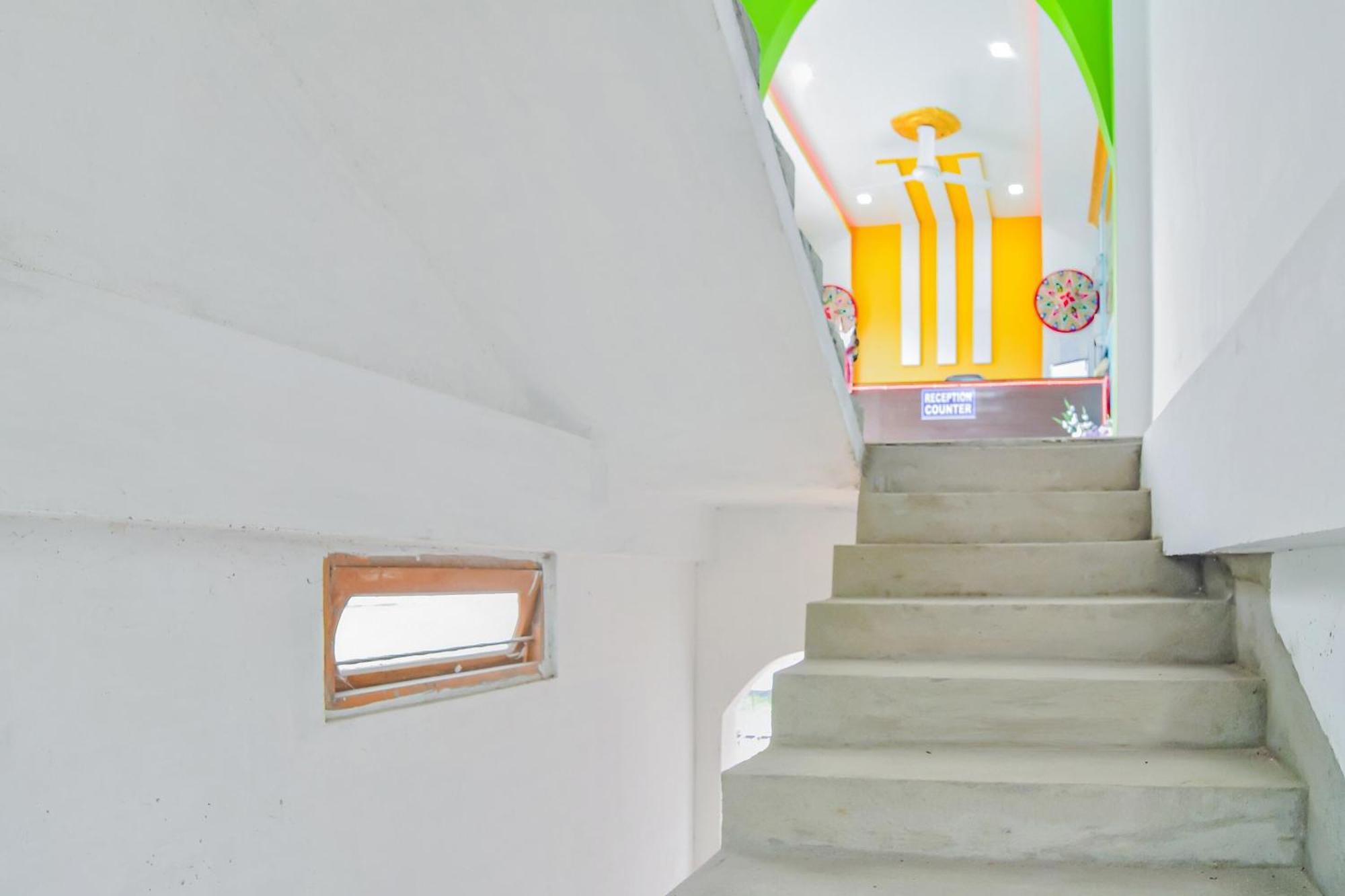 Kaharpara Spot On Nirvaan Guest House מראה חיצוני תמונה